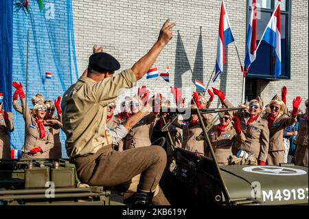 September 14th, Veghel. In 2019 is commemorating 75 years since Operation Market Garden took place. Operation Market Garden was one of the largest Allied operations of the Second World War. It took place on September 1944. At the time, the Allied Forces traveled from Belgium through several locations in the Netherlands, to finally end up in Nijmegen and Arnhem. The event started in the Belgian town of Leopoldsburg on September 14th. A military vehicle parade with around 600 army vehicles from the Second World War drove to Veghel in the Netherlands. (Photo by Romy Arroyo Fernandez/NurPhoto) Stock Photo