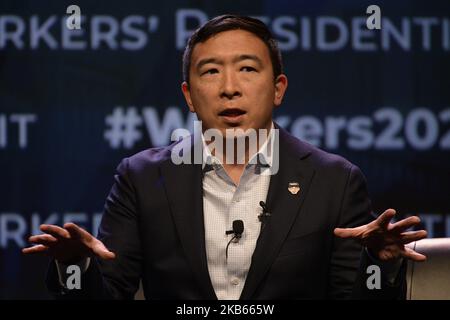 Democratic Presidential hopeful businessman Andrew Yang speaks at the Philadelphia Council AFL-CIO Workers Presidential Summit, at the Pennsylvania Convention Center in Philadelphia, PA, on September 17, 2019. (Photo by Bastiaan Slabbers/NurPhoto) Stock Photo