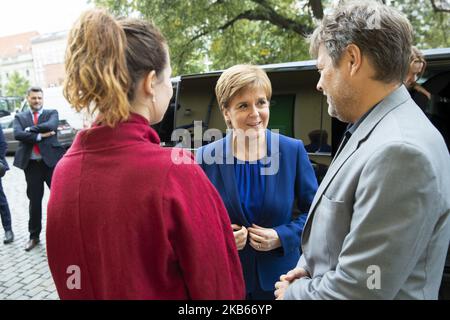 Co-Chairman of Buendnis 90 / Die Gruenen (Greens) Robert Habeck (R) greets Prime Minister of Scotland Nicola Sturgeon (C) before a meeting in Berlin on September 18, 2019. (Photo by Emmanuele Contini/NurPhoto) Stock Photo