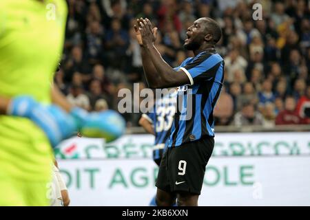 Romelu Lukaku of FC Internazionale reacts to a missed chance during the Serie A match between of FC Internazionele and SS Lazio at Stadio Giuseppe Meazza on September 25, 2019 in Milan, Italy. (Photo by Giuseppe Cottini/NurPhoto) Stock Photo