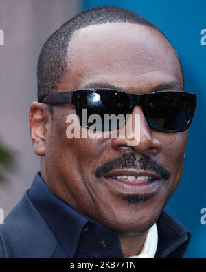 WESTWOOD, LOS ANGELES, CALIFORNIA, USA - SEPTEMBER 28: Actor Eddie Murphy arrives at the Los Angeles Premiere Of Netflix's 'Dolemite Is My Name' held at the Regency Village Theatre on September 28, 2019 in Westwood, Los Angeles, California, United States. (Photo by Xavier Collin/Image Press Agency/NurPhoto) Stock Photo