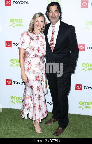 PACIFIC PALISADES, LOS ANGELES, CALIFORNIA, USA - SEPTEMBER 28: Amy Smart and husband Carter Oosterhouse arrive at the 2nd Annual Environmental Media Association Honors Benefit Gala held at a Private Residence on September 28, 2019 in Pacific Palisades, Los Angeles, California, United States. (Photo by Xavier Collin/Image Press Agency/NurPhoto) Stock Photo