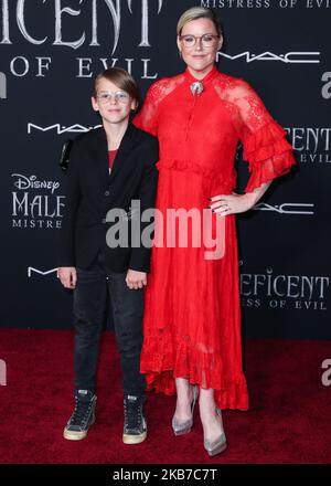 HOLLYWOOD, LOS ANGELES, CALIFORNIA, USA - SEPTEMBER 30: William Robert Cowles and Kathleen Robertson arrive at the World Premiere Of Disney's 'Maleficent: Mistress Of Evil' held at the El Capitan Theatre on September 30, 2019 in Hollywood, Los Angeles, California, United States. (Photo by Xavier Collin/Image Press Agency/NurPhoto) Stock Photo