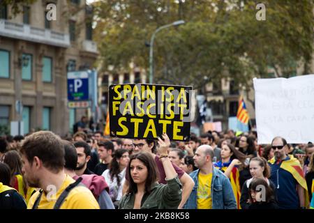 Students protesting with Catalonia independence flags, during the Catalonia general strike, on October 18, 2019 in Barcelona, Spain. (Photo by Jerome Gilles/NurPhoto) Stock Photo