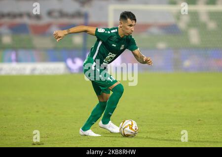 Al Ahli's Hernán Pérez on the ball during the QNB Stars League match against Al Shahaniya on October 19 2019 at the Hamad bin Khalifa Stadium, Doha, Qatar. (Photo by Simon Holmes/NurPhoto) Stock Photo