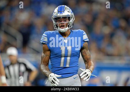 Miami Gardens, Florida, USA. 21st Oct, 2018. Detroit Lions tight end  Michael Roberts (80) is greeted by Detroit Lions wide receiver Marvin Jones  (11) after scoring a touchdown in the third quarter