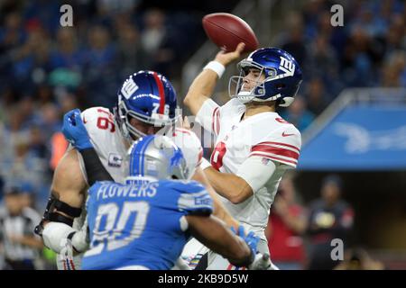 New York Giants quarterback Daniel Jones (8) passes during the first half of an NFL football game against the Detroit Lions in Detroit, Michigan USA, on Sunday, October 27, 2019 (Photo by Jorge Lemus/NurPhoto) Stock Photo
