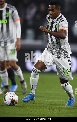 Juventus defender Alex Sandro (12) in action during the Serie A football match n.10 JUVENTUS - GENOA on October 30, 2019 at the Allianz Stadium in Turin, Piedmont, Italy. Final result: Juventus-Genoa 2-1. (Photo by Matteo Bottanelli/NurPhoto) Stock Photo