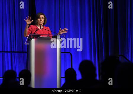 Speaker Nancy Pelosi delivers remarks during the Inaugural Independence Dinner, hosted by Pennsylvania Democratic Party, at the Pennsylvania Convention Center, in Philadelphia, PA, on November 1, 2019. (Photo by Bastiaan Slabbers/NurPhoto) Stock Photo