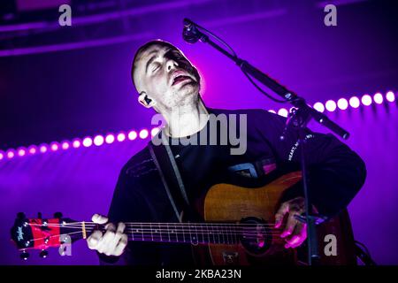 The irish singer and songwriter Dermot Kennedy performs live at Fabrique on november 4th, 2019 in Milan, Italy. (Photo by Roberto Finizio/NurPhoto) Stock Photo