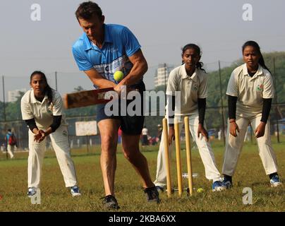 Former Australian Cricketer Adam Gilchrist attends a practice session with students of Magician Foundation India (MFI) in Mumbai, India on 06 November 2019. (Photo by Himanshu Bhatt/NurPhoto) Stock Photo