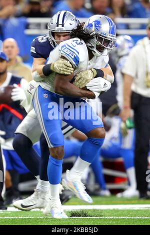 Dallas Cowboys linebacker Leighton Vander Esch (55) plays defense during an  NFL game against the Green Bay Packers Sunday, Nov. 13, 2022, in Green Bay,  Wis. (AP Photo/Jeffrey Phelps Stock Photo - Alamy