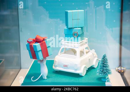 Las Vegas, NV - Dec 14, 2021:Louis Vuitton gift box Stock Photo