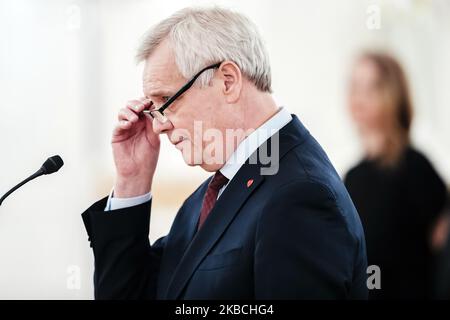 Resigned prime minister Antti Rinne addresses president Sauli Niinistö as the resigned government of Finland pays a complimentary visit to the President of Finland at the Presidential Palace in Helsinki, Finland, on December 10, 2019. (Photo by Antti Yrjonen/NurPhoto) Stock Photo