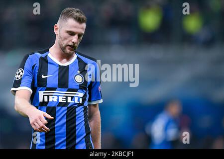 Milan Skriniar of FC Internazionale during the UEFA Champions League stage match between Internazionale and Barcelona at Stadio San Siro, Milan, Italy on 10 December 2019 (Photo by Giuseppe Maffia/NurPhoto) Stock Photo