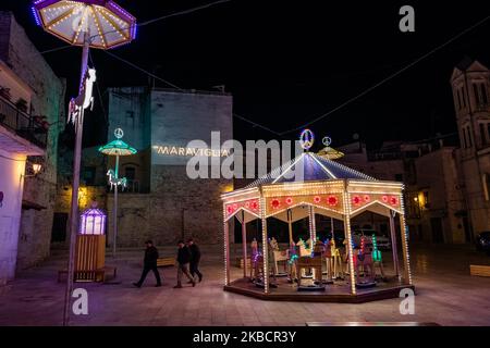 The Ruvo di Puglia illuminations on 12 December 2019. They were created by the citizens of Bari, during a series of workshops where they were guided by designers, craftsmen, makers and masters of papier-mache together with local schools and associations. The 2019 edition is titled Genius lights and is a tribute to the research method of the genius Leonardo da Vinci in the 500 years since his death, to the playful approach of his greatest heir of the 900, the Italian designer Bruno Munari. (Photo by Davide Pischettola/NurPhoto) Stock Photo