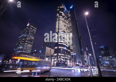 Traffic is seen on the Rondo ONZ in central Warsaw, Poland on December 13, 2019. Poland is the only country not taking part in the EU climate goal set for 2050. Last Friday EC leader Ursual Von Der Leyen pushed through a 100 billion Euro investment plan for net-zero greenhouse gas emissions by mid-century for all 27 nations except Poland which still relies on coal for 80 percent of it's energy delivery (Photo by Jaap Arriens/NurPhoto) Stock Photo