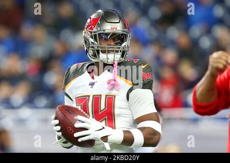 Tampa Bay Buccaneers safety Mike Edwards (32) runs to the ball as