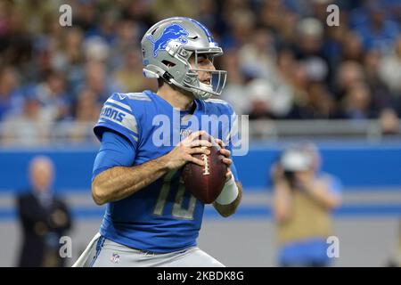 August 20, 2022: Detroit Lions quarterback David Blough (10) runs with the  ball during NFL football preseason game action between the Detroit Lions  and the Indianapolis Colts at Lucas Oil Stadium in