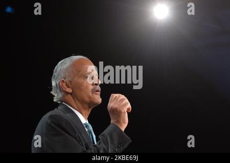 Stedman Graham, a leadership expert and NY Times best-selling author, speaks at Pendulum Summit, World's Leading Business and Self-Empowerment Summit, in Dublin Convention Center. On thursday, 9 January 2020, in Dublin, Ireland. (Photo by Artur Widak/NurPhoto) Stock Photo