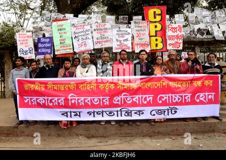 Left Democratic Alliance activist held a protest rally to demanding stop Bangladeshi killing on the border by Indian Border Security Force (BSF), in front of National Press Club in Dhaka, Bangladesh, on January 27, 2020. At least 11 Bangladeshis were killed on the border by Indian Border Security Force (BSF) personnel in January 2020. (Photo by Mamunur Rashid/NurPhoto) Stock Photo