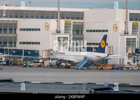 An Airbus A320 of Lufthansa as seen docked on gate 212 in Munich Airport. Early morning airplane traffic movement of Lufthansa aircraft with their logo visible on the tarmac and docked via jetbridge or air bridge at the terminal at Munich MUC EDDM international airport in Bavaria, Germany, Flughafen München in German. Deutsche Lufthansa DLH LH is the flag carrier and largest airline in Germany using Munich as one of their two hubs. Lufthansa is a Star Alliance aviation alliance member. January 26, 2020 (Photo by Nicolas Economou/NurPhoto)