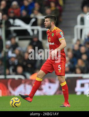 Grant Hanley of Norwich City during the Premier League match between Newcastle United and Norwich City at St. James's Park, Newcastle on Saturday 1st February 2020. (Photo by Mark Fletcher/MI News/NurPhoto) Stock Photo