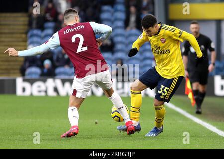 Arsenals Gabriel Martinelli and Burnley's Matthew Lowton battle for the ball during the Premier League match between Burnley and Arsenal at Turf Moor, Burnley on Sunday 2nd February 2020. (Photo by Tim Markland/MI News/NurPhoto) Stock Photo