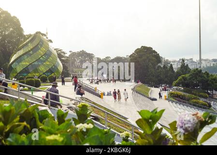 Da Lat, Vietnam - 2 November 2022:  Lam Vien Square in the evening under sunset Stock Photo