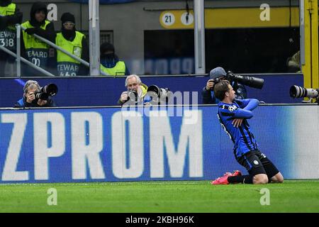 Hans Hateboer of Atalanta celebrates scoring fourth goal during the UEFA Champions League Round of 16 match between Atalanta and Valencia at Stadio San Siro, Milan, Italy on 19 February 2020. (Photo by Giuseppe Maffia/NurPhoto) Stock Photo