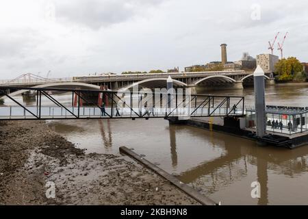 London. UK- 11.02.2022. The Uber Boat Thames Clipper Battersea Power Station pier. Stock Photo