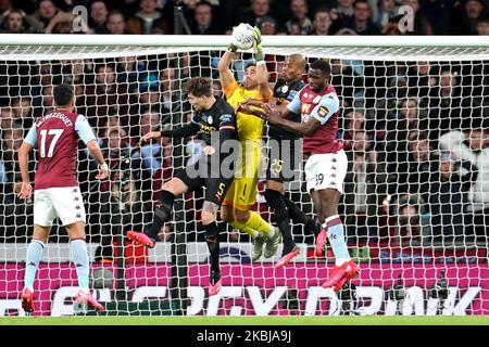 Manchester City goalkeeper Claudio Bravo makes a save from Aston Villa forward Keinan Davis during the Carabao Cup Final between Aston Villa and Manchester City at Wembley Stadium, London on Sunday 1st March 2020. (Photo by Jon Bromley/MI News/NurPhoto) Stock Photo