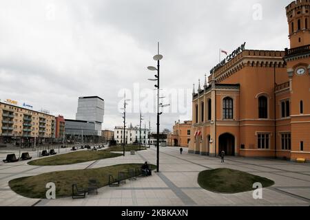 View of a empty Wroclaw, Poland on March 21, 2020 during the quarantine continues. Mateusz Morawiecki, the Prime Minister of Poland announced yesterday evening an Epidemic Emergency State in Poland. WIth another 27 new cases of coronavirus in Poland by 5pm, raising the total count to 452, schools will remain closed until Easter. (Photo by Krzysztof Zatycki/NurPhoto) Stock Photo
