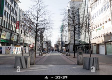 Empty shopping arcades in Hanover on 23 March 2020. Since this Monday, Lower Saxony and the entire federal government have imposed a contact ban in order to slow down the spread of the corona virus. Shops and restaurants are closed. Crowds of more than two people are prohibited. (Photo by Peter Niedung/NurPhoto)