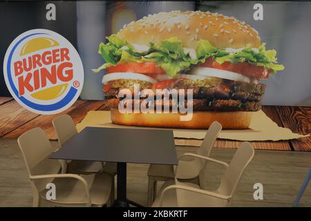 Empty seats outside a Burger King's restaurant at the Ben Gurion Airport. The rapid global spread of coronavirus (Covid-19) poses a threat to Israeli economy, especially to the sector of tourism. On Wednesday, March 11, 2020, in Jerusalem, Israel. (Photo by Artur Widak/NurPhoto) Stock Photo