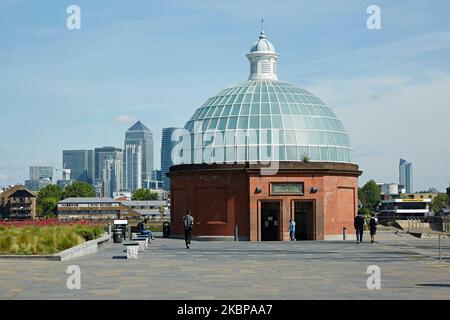 © 2022 John Angerson Greenwich foot tunnel. Greenwich, London. Stock Photo