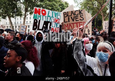 Black Lives Matter activists, gathered for the second consecutive day of mass protest against racism, demonstrate on Whitehall in London, England, on June 7, 2020. Today marked the fourth massive Black Lives Matter protest in London in eight days, amid a global wave of anti-racism demonstrations sparked by the killing in police custody of a black man, George Floyd, in the US city of Minneapolis on May 25. (Photo by David Cliff/NurPhoto) Stock Photo
