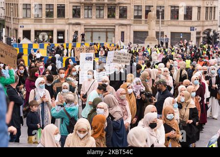 Protest from Muslim students called HijabisFightBack in Brussels, Belgium on 05 June 2020. Demonstration from Muslim students and sympathizers against the ban from the judgment of the Constitutional Court against the headscarf ban at Brussels university college. (Photo by Jonathan Raa/NurPhoto) Stock Photo