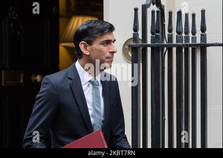 Chancellor of the Exchequer Rishi Sunak leaves 11 Downing Street in central London to deliver the Summer Statement in the House of Commons on 08 July, 2020 in London, England. The Chancellor is due to set out the details of the next stage of government’s plan to secure the economic recovery following the impact of the coronavirus pandemic. (Photo by WIktor Szymanowicz/NurPhoto) Stock Photo