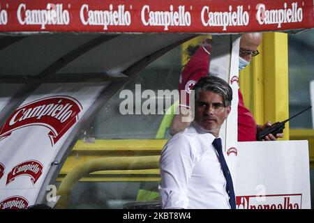 Brescia coach Diego Lopez looks on during the Serie A football match n.31 TORINO - BRESCIA on July 08, 2020 at the Stadio Olimpico Grande Torino in Turin, Piedmont, Italy. (Photo by Matteo Bottanelli/NurPhoto) Stock Photo