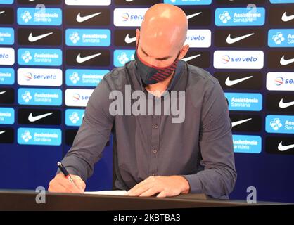 Presentation of Nick Calathes as new player of the FC Barcelona basketball team, on 10th July 2020, in Barcelona, Spain. (Photo by Noelia Deniz/Urbanandsport /NurPhoto) Stock Photo