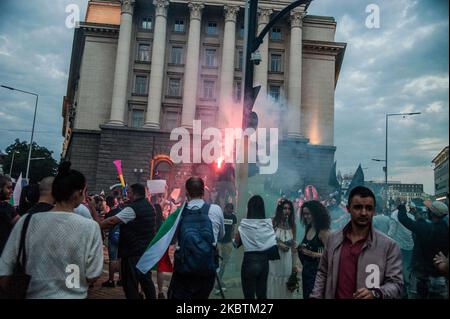 Thousands of people are gathered in the Bulgarian Capital of Sofia to protest against the corruption in Bulgaria. Anti-government protests are held in some of the biggest cities in Bulgaria against the Prime Minister Boyko Borissov, the rulling government and chief prosecutor. People are holding signs against Mafia and corruption in Bulgaria, Sofia, Bulgaria on July 14, 2020. (Photo by Hristo Rusev/NurPhoto) Stock Photo