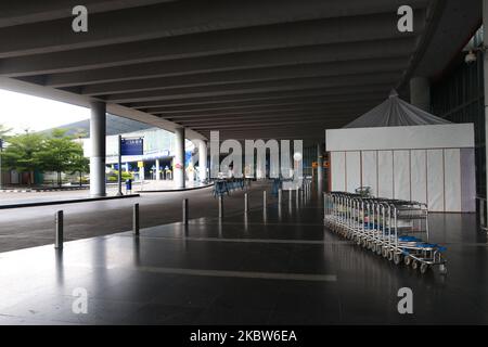 A deserted view of Netaji Subhas Chandra Bose International Airport, as flight operations are suspended from July 25 to 29 as part of the state-government lockdown imposed to fight against the spread of the COVID-19 coronavirus, in Kolkata on July 25, 2020. India is the third hardest-hit country by the pandemic in the world after the United States and Brazil. (Photo by Debajyoti Chakraborty/NurPhoto) Stock Photo