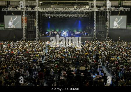 CCM Musician Michael W. Smith performs on the stage at USFK Garryson Hall in Seoul, South Korea on July 3, 2005. (Photo by Seung-il Ryu/NurPhoto) Stock Photo