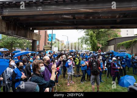 Nurses at the University of Illinois Hospital (UIH) rally on the first day of their strike in Chicago, IL on September 12, 2020. Hundreds of UIH nurses are demanding safe patient limits and adequate personal protective equipment. (Photo by Max Herman/NurPhoto) Stock Photo