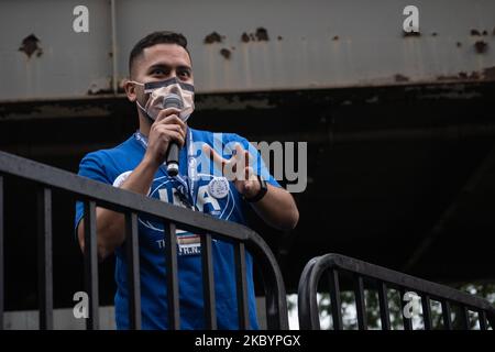 Daniel Ortiz, a nurse at the University of Illinois Hospital (UIH) who contracted COVID-19, speaks at a rally on the first day of a nurses strike in Chicago, IL on September 12, 2020. Hundreds of UIH nurses are demanding safe patient limits and adequate personal protective equipment. (Photo by Max Herman/NurPhoto) Stock Photo