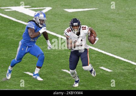 Chicago Bears tight end Desmond Clark against the Oakland Raiders in the first  day game at the new Soldier Field in Chicago on Sunday, Oct. 5, 2003. Photo  via Newscom Stock Photo - Alamy