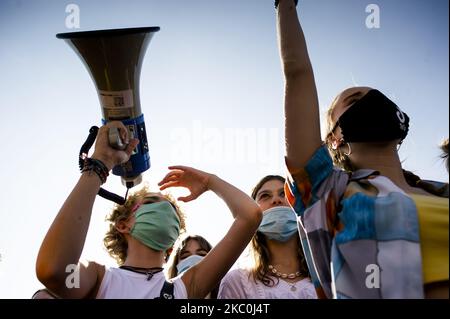 A very large number of students marched through Warsaw to rise climate issues awareness, calling politicians to finally take serious actions on the topic and emphasizing social inequalities driven by climate changes around the world. The march was a part of a global campaing 'Fridays for Future' started by Greta Thunberg. Warsaw, Poland, on September 25, 2020. (Photo by Piotr Lapinski/NurPhoto) Stock Photo