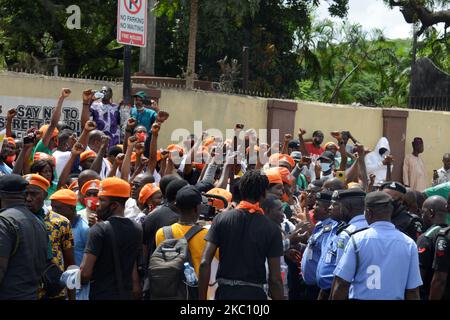 Members of Revolution Now stage a protest in Lagos as Nigeria Marks her 60th Independence Day anniversary on October 1, 2020. (Photo by Adekunle Ajayi/NurPhoto) Stock Photo