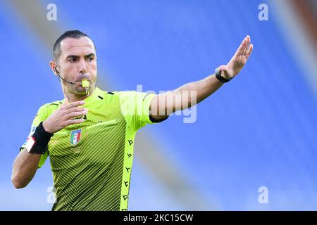 The referee Marco Guida during the Serie A match between SS Lazio and FC Internazionale at Stadio Olimpico, Rome, Italy on 4 October 2020. (Photo by Giuseppe Maffia/NurPhoto) Stock Photo